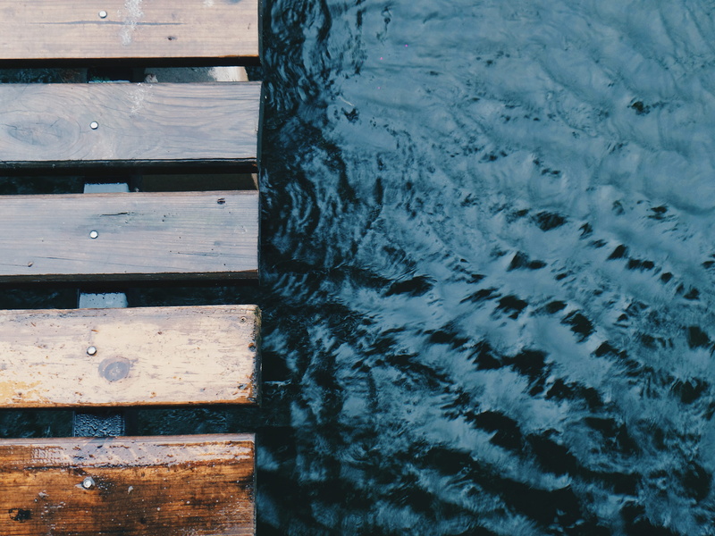 4K, bench, minimal, textured, nature, wood - material, bich, pattern, outdoors, close-up, port, water, rippled, full frame, no people, plank, sea, texture