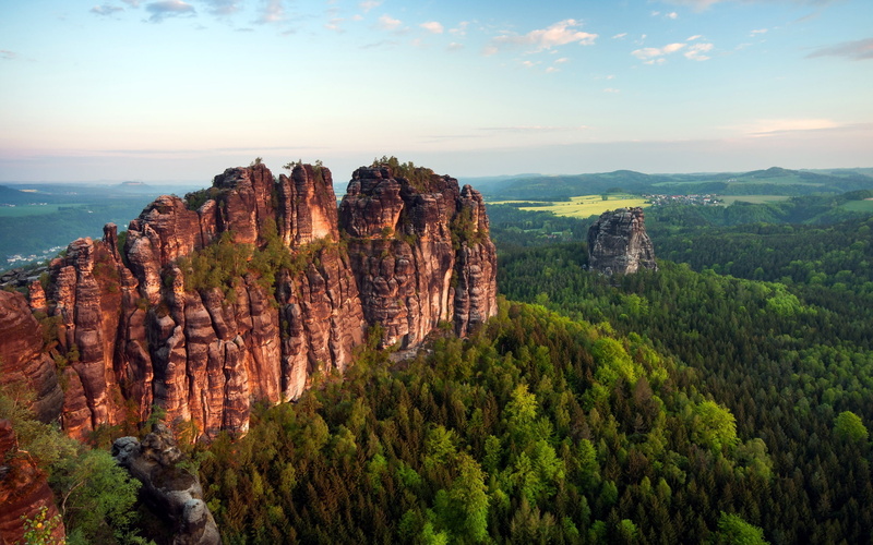 Mountains, Rock, Scenery, Trees, 2K, Spectacular, Cliffs, Verdant
