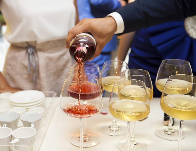 pouring, product, table, nobody, beverage, food photo, drink, serving, unrecognizable Person, food, Glass, real people, Champagne, household equipment