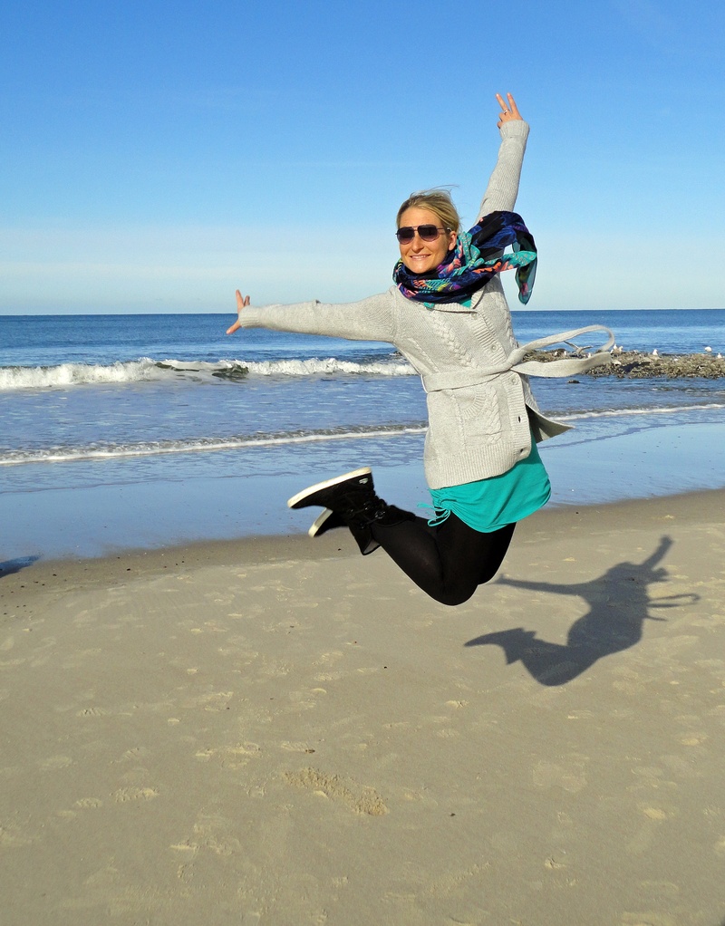 cheerful, human arm, body, summer, one Person, lifestyles, horizon over water, nature, happiness, sunlight, leisure activity, arms raised, full length