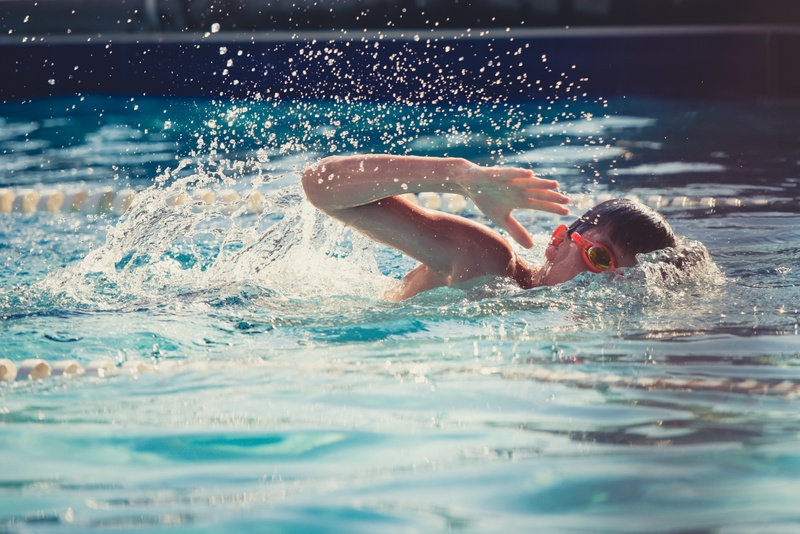 fun, kid, swim, happy, leisure activity, vacation, holiday, eyewear, goggles, funny, young, men, daytime, splashing, family, determination, 4K, teenager
