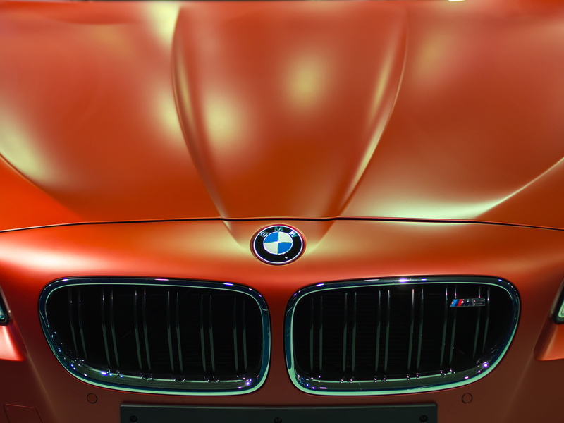 auto, 4K, stamp, no people, classic, indoors, brand, mode of transportation, sport, backgrounds, orange, transportation, bmw, automotive, wealth, electric lamp