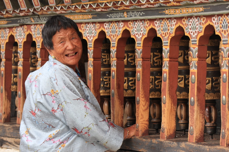pray, asia, building exterior, men, buddha, mountain, standing, prayer, buddhist, day, one person, pilgrimage, adult, leisure activity, religious, temple
