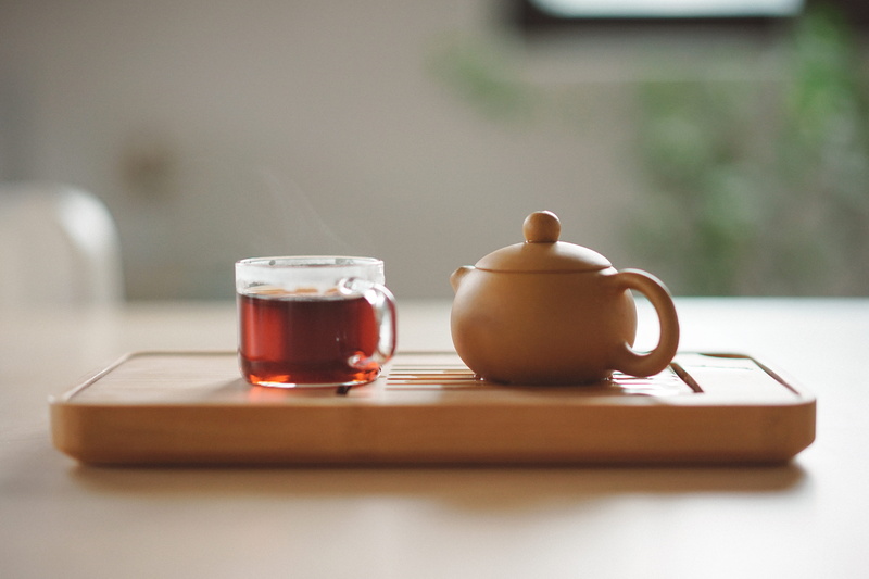 5K, close-up, cafe, home, anise, tray, syrup, table, focus on foreground, pot, kitchen utensil, puertea, drink, teapot, indoors, pottery, plant, seasoning