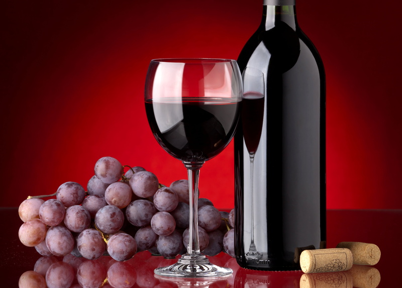 winetasting, glass, wineglass, grapes, wine Bottle, winery, gourmet, table, indoors, tube, black Color, cabernet Sauvignon Grape, liquid, drinking Glass