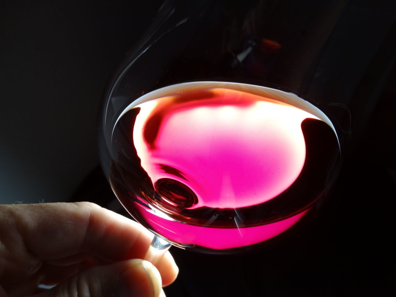 Wine, hand, real people, black background, alcohol, photo, human hand, indoors, cabernet Sauvignon Grape, wineglass, public domain, pink color, black Color