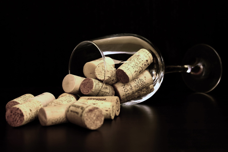 studio shot, wine glass, indoors, drink, wood - material, brown, food and drink, bottle, 4K, cork - stopper, no people, open, alcohol, glass - material