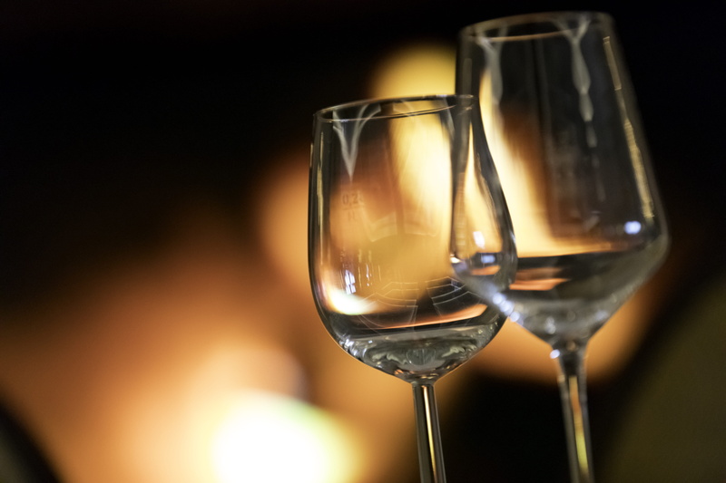 gastronomy, luxury, close-up, winetasting, alcohol, glass - material, reflection, deco, focus on foreground, drink, drinking glass, restaurant, romantic