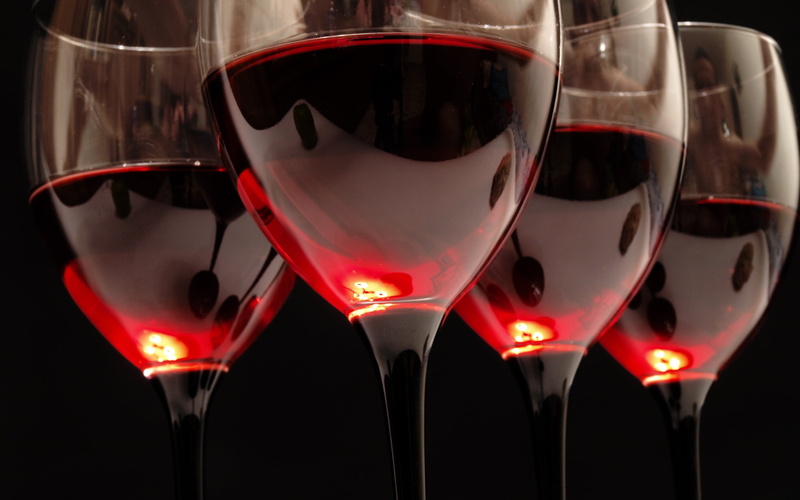 still life, 2K, drink, wine, no people, wineglass, glass - material, luxury, food, winetasting, glass, black background, household equipment, close-up