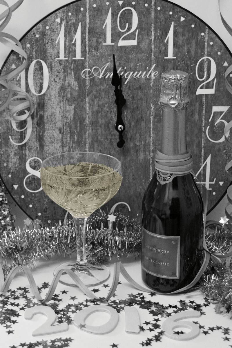 new year, grayscale, benefit from, photography, household equipment, western script, streamer, 5K, champagne, drink, communication, prost, alcoholic, champagne bottles