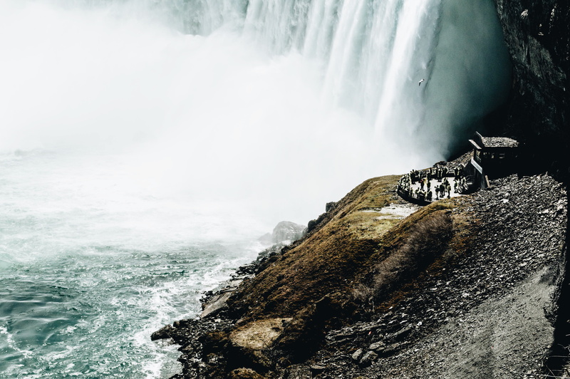 rock - object, lake, people, nature, flowing water, rock, blurred motion, power in nature, niagara falls, motion, water, adventures, day, 5K, no people