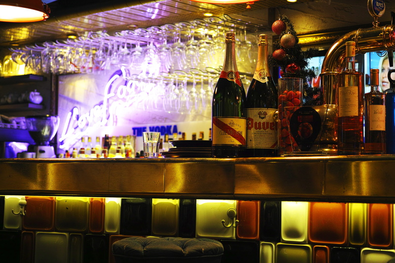 household equipment, nightclub, sociability, bar counter, 4K, freshness, bottle, drunk, bar - drink establishment, night life, detail, container, alcohol