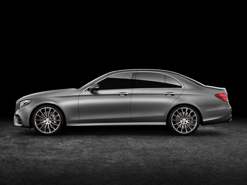 wheel, luxury, AMG, shiny, 4K, silver colored, E-Class, studio shot, land vehicle, motor vehicle, mode of transportation, clean, no people, car, Mercedes-Benz