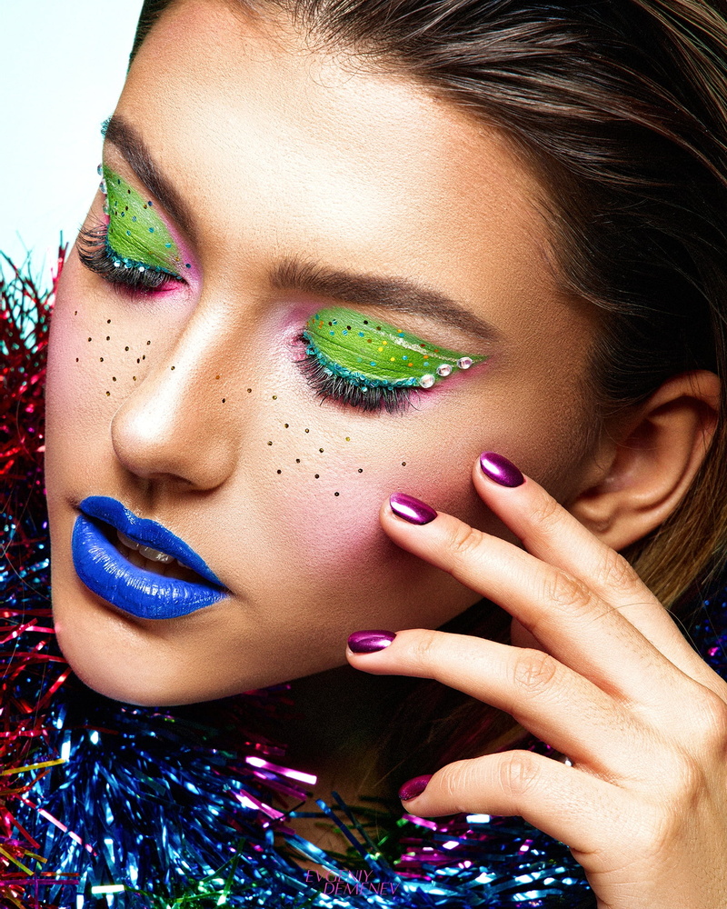 simple background, makeup, eyeliner, painted nails, long eyelashes, eyeshadow, blue, green, lipstick, Evgeny Demenev, colorful, blue lipstick, portrait