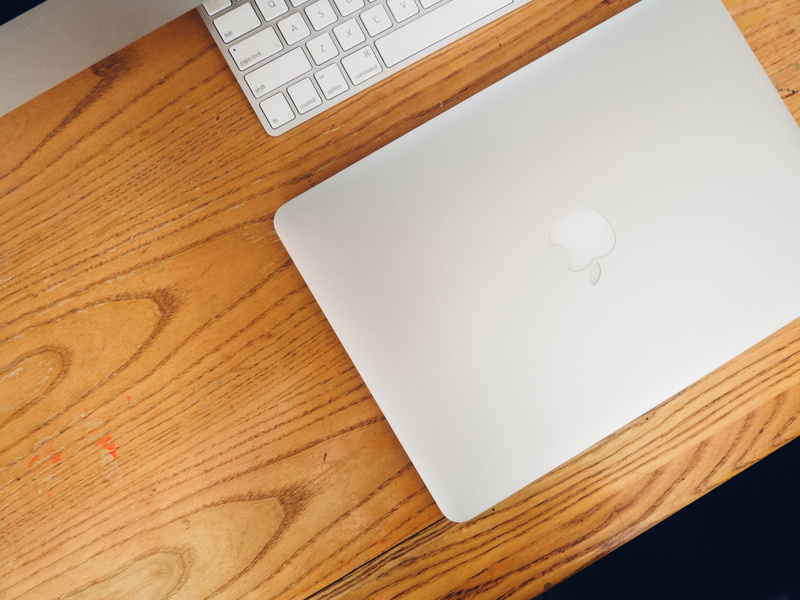 high angle view, paper, pen, desk, macbook, mac, no people, 2K, pencil, wood grain, technology, work, business, art and craft, wood - material, sketch