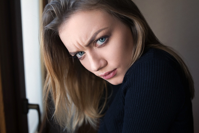1080P, girl, feeling, frowning, mood, anger, model, photographer, face, blue eyes, Dmitry Sn, Angry