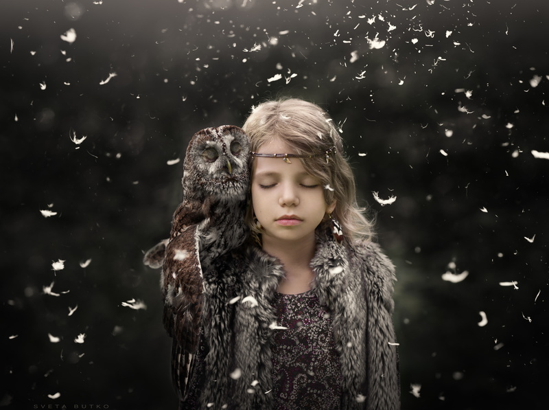 5K, hair, outdoors, one person, lifestyles, fashion, warm clothing, waist up, standing, nature, snowing, Whisper, looking, Kid, Boy, hairstyle, young women