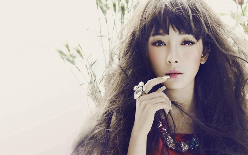 necklaces, celebrity, hd, mi, eyes, faces, actors, stars, gems, asians, rings, models, people, artis, women, yang, black, art, hands, 1080P