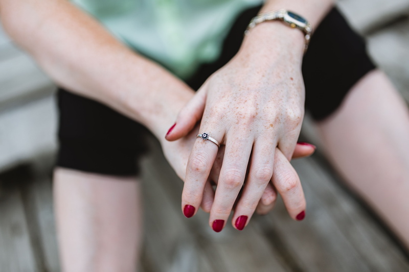 focus on foreground, woman, midsection, men, finger, females, close-up, ring, nail polish, s, jewellery, nail, human finger, 5K, human limb, manicure