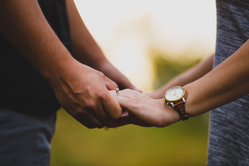 cooperation, person, men, hand, holding, watch, care, hands, 5K, heterosexual Couple, ring, females, part Of, positive emotion, young Adult, affectionate
