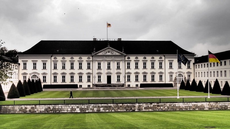 federal government, grass, window, built structure, building exterior, government, architecture, the past, worth a visit, day, facade, lawn, building, sky