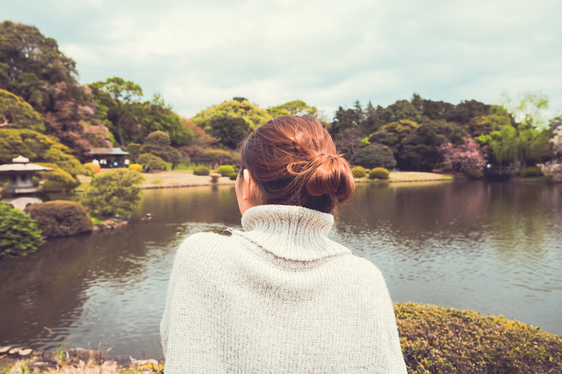 relaxing, forest, trees, one person, real people, rear view, surroundings, adult, looking at view, kyoto, landscape, view, lifestyles, peace, tree, lake