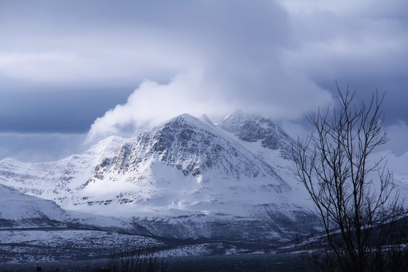 withered, breathtaking, mountain, outdoors, landscape, amazing, sea, mountain range, water, the arctic circle, architecture, romantic, beauty in nature