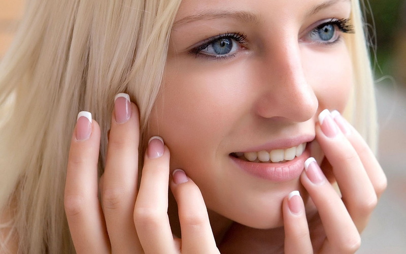 women, Alysha A, finger, nail, beautiful woman, face, adult, happiness, 1080P, close-up, pink nails, hand, beauty, fingernail, human hand, teeth, smiling