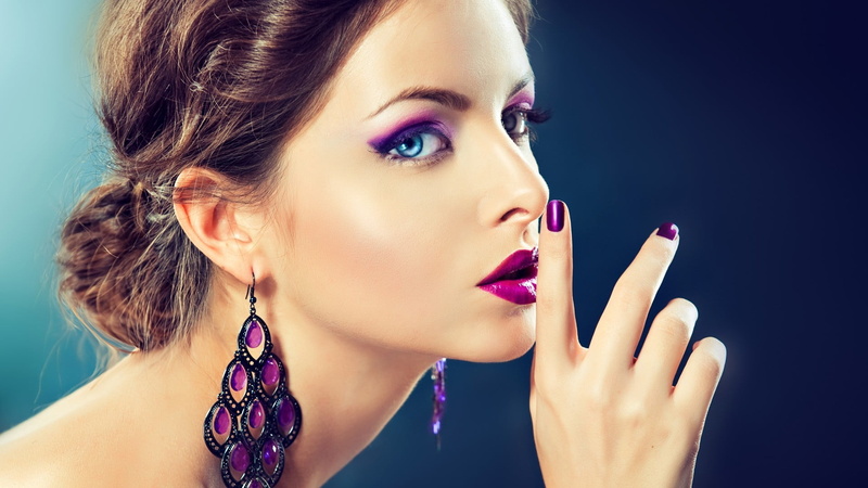 young women, one person, hair, eyelash, hairstyle, glamour, adult, human face, beautiful woman, make-up, fashion model, luxury, human body part, lipstick