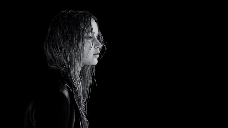 simple, 1080P, wet, jennifer, black, women, monochrome, hair, lawrence, actresses, grayscale, background, black background, jennifer lawrence, wet hair