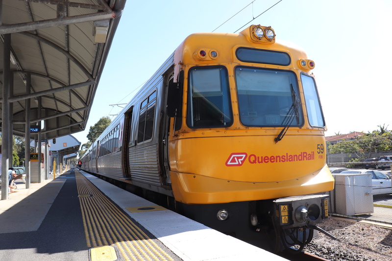 cable car, emu, track, train, sky, mode of transportation, old train, australia, cleveland, translink, nature, cleveland station, qr, 25kv train, incidental people