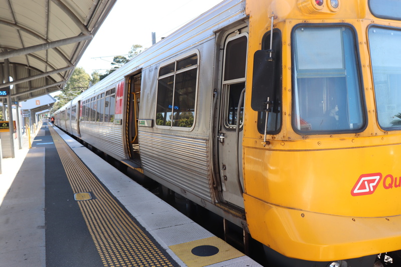 yellow, unit, public transport, multiple, passenger train, city, qr, mode of transportation, architecture, public transportation, train, train - vehicle