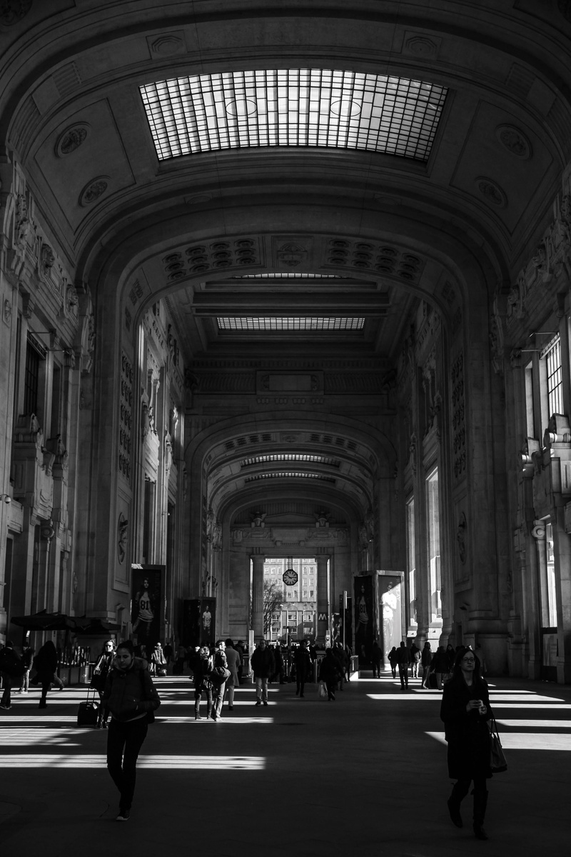 ceiling, street, contrast, women, walk, large group of people, travel destinations, monochrome, people, walking, travel, historical, built structure, building