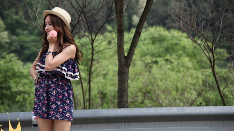 dress, 1080P, standing, looking away, women, Asian, smiling, millinery, women outdoors, brunette, hat