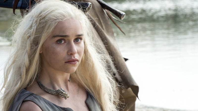 men, s, beautiful woman, headshot, v, one person, looking at camera, Emilia Clarke, celebrity, neck, 5K, blond hair, women, adult, young adult, people