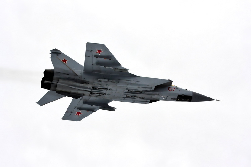 height, aircraft, the plane, Russian air force, wings, military, Fighter, Russia, Mikoyan and Gurevich, interceptor, wing, 1080P, The MiG-31, Engine, flight