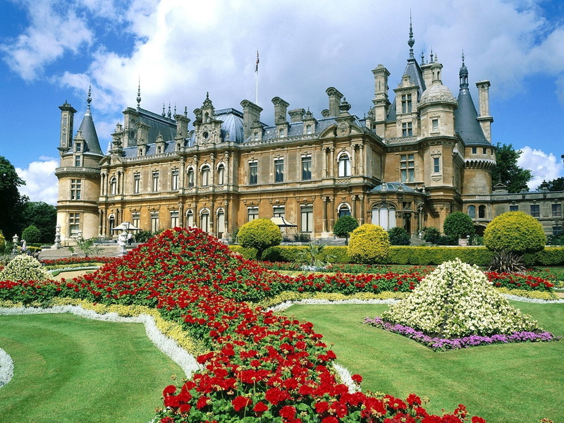 cloud - sky, building, ornamental garden, travel Destinations, hedge, garden, lawn, cultures, europe, urban Scene, beautiful, church, gothic Style, building Exterior