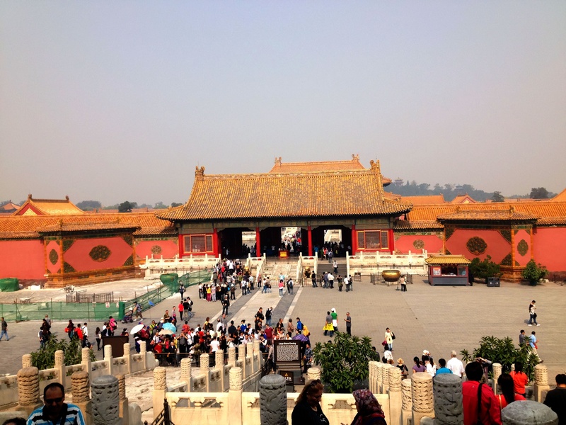 men, clear sky, design, sky, built structure, forbidden, asia, building, back door, 2K, architectural, imperial, lifestyles, exterior, travel, place of worship