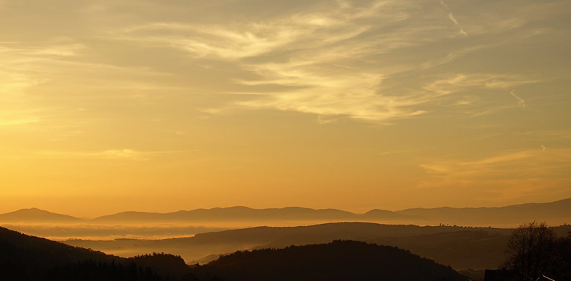 colors, fog, sky, mountain peak, tranquility, poland, 1080P, beskids, tranquil scene, silhouette, sunset, orange color, sunlight, non-urban scene, beauty in nature