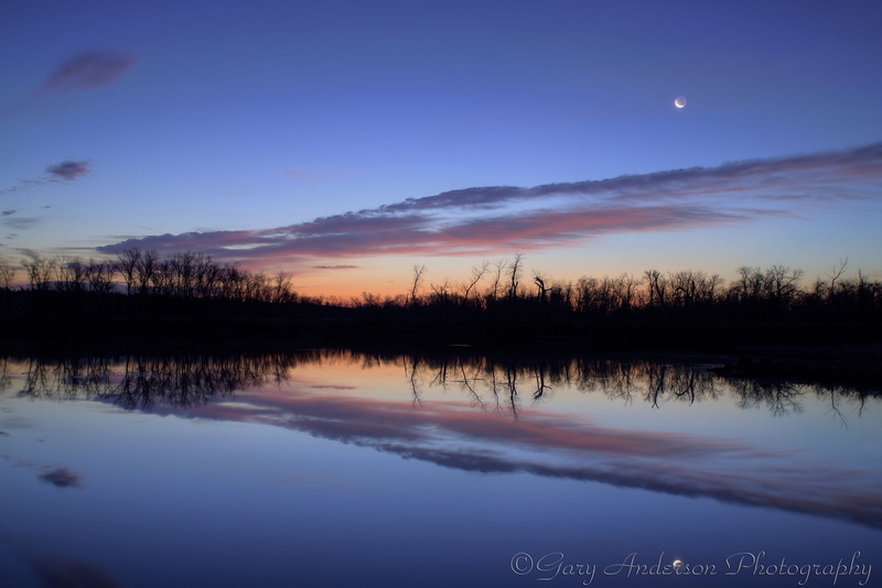 a month, 1080P, before the dawn, the moon, orange, clouds, surface, water, River, reflection, the sky, trees, blue, shore