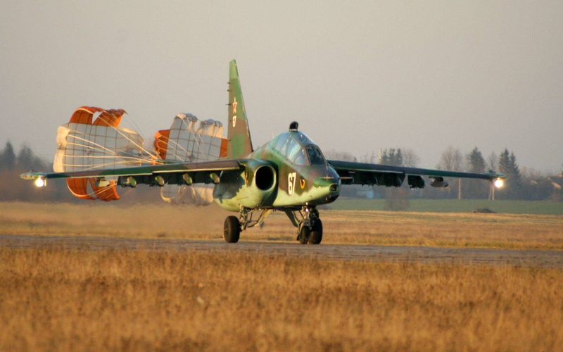 1080P, Rook, Su-25UB, parachutes, Su-25, attack