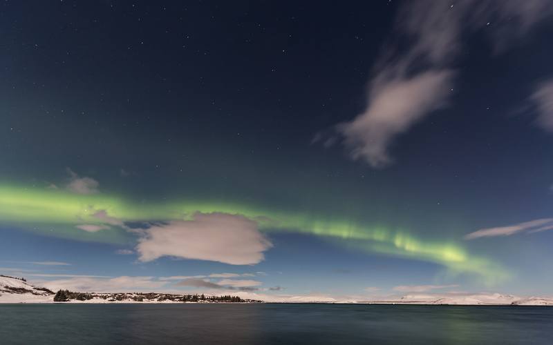 lights, 2K, clouds, green, aurora, night, picture, hd, nature, stars, northern, borealis
