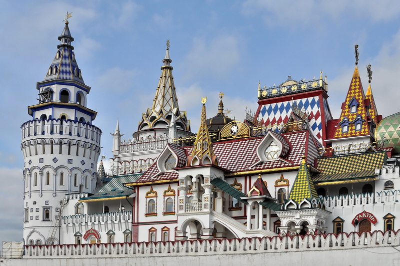 blue, history, roof, religion, built Structure, poland, medieval, place of worship, castle, nature, cultures, tourism, famous Place, cathedral, town, The Izmailovo Kremlin