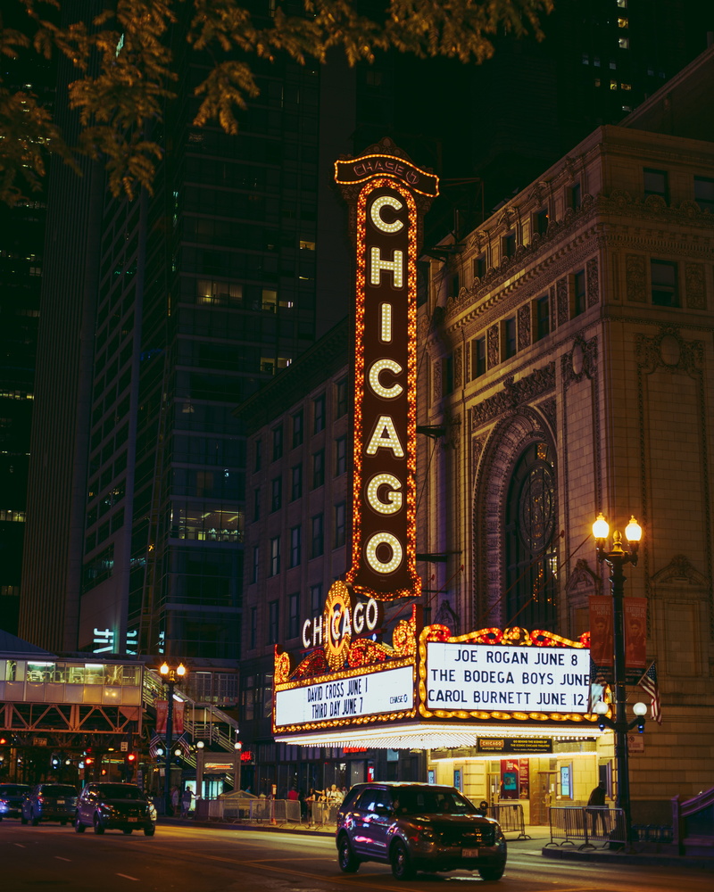 architecture, david cross, sign, 5K, neon Light, traffic, city Life, summer, built Structure, chase theater, building, car, building Exterior, casino