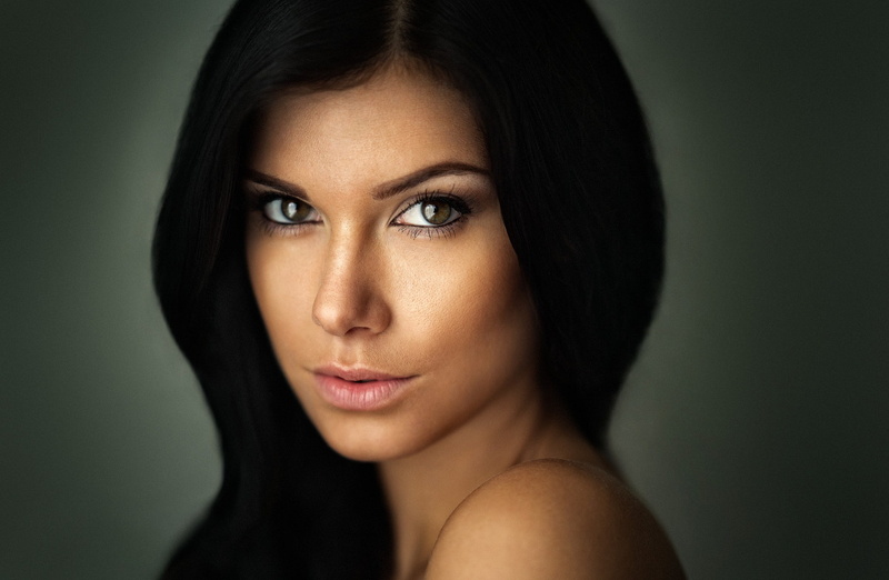 human face, 1080P, brown hair, body part, close-up, beautiful people, one person, beauty, black hair, glamour, fashion, young adult, portrait, face, looking at camera