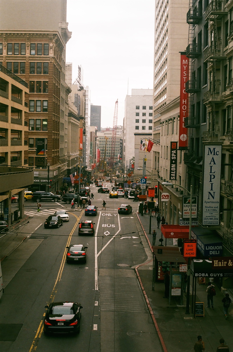 outdoors, new York City, sign, uSA, street, building, architecture, city Life, rush Hour, manhattan - New York City, diminishing perspective, city, marking