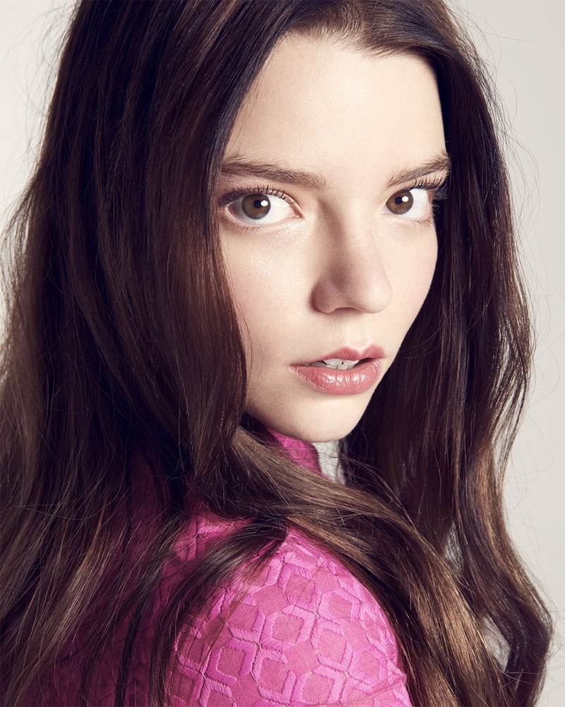dark hair, actress, 720P, long hair, Anya Taylor-Joy, simple background, women, brunette