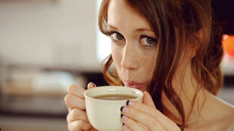indoors, close-up, beautiful, part Of, real People, hairstyle, relaxation, women, one Person, coffee, woman, adult, freckles, caucasian Ethnicity, tea - Hot Drink