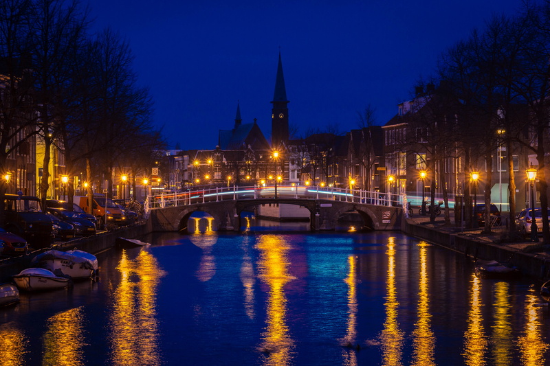 illuminated, lights, city, 5K, spire, night, architecture, building, water, canal, netherlands, bridge, leiden, dock, connection, time, outdoors, boat