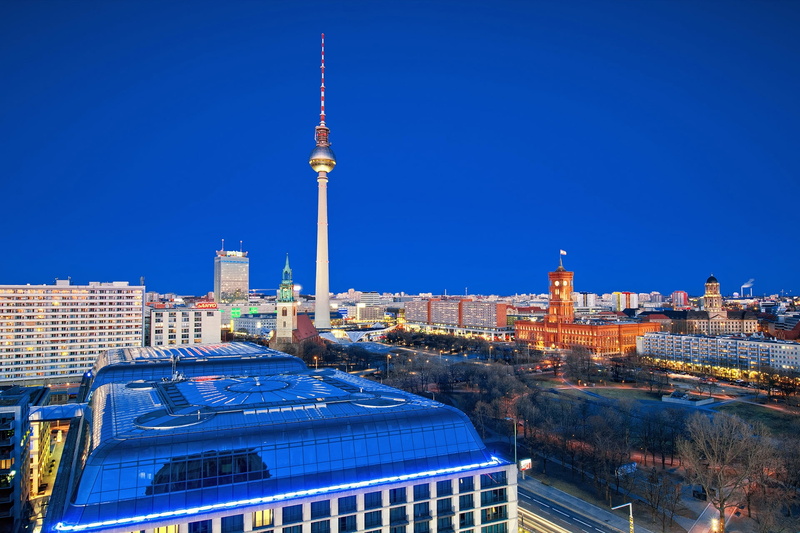 no People, skyscraper, building, outdoors, roof, city Life, history, built Structure, panoramic, downtown District, television Tower - Berlin, modern, germany